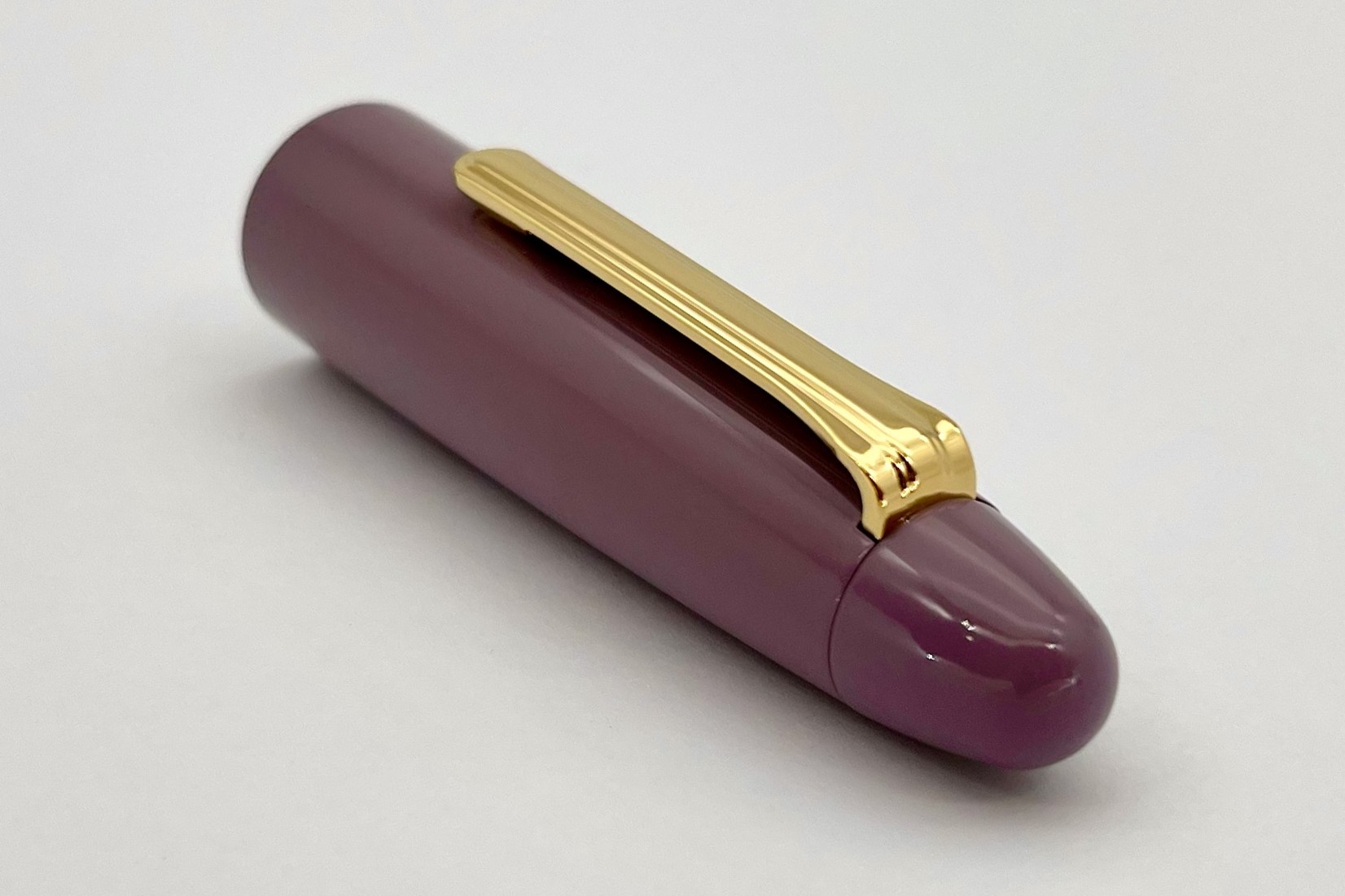 SailorKingofPensUrushiLilacGoldTrimFPNewNibLogo_K